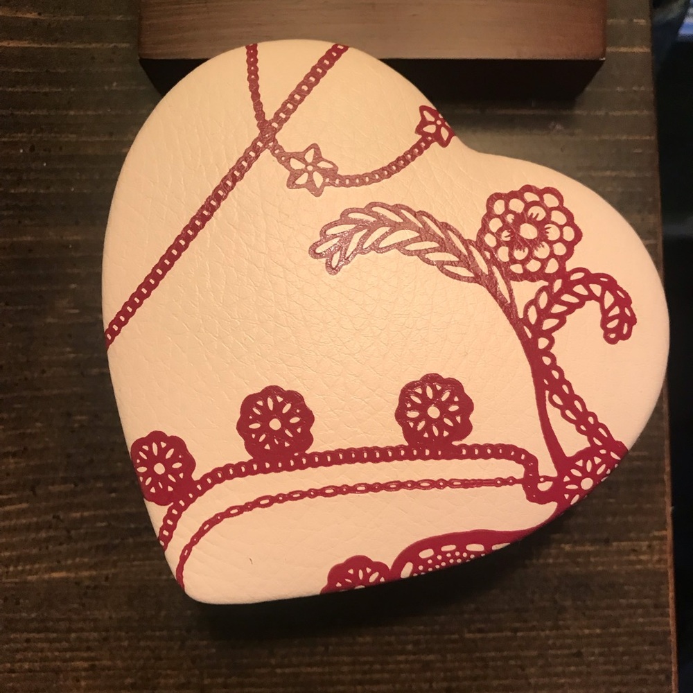 Pandora jewelry box